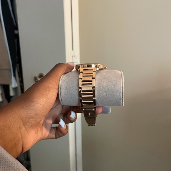 Gold Michael Kors Watch - Picture 5 of 7